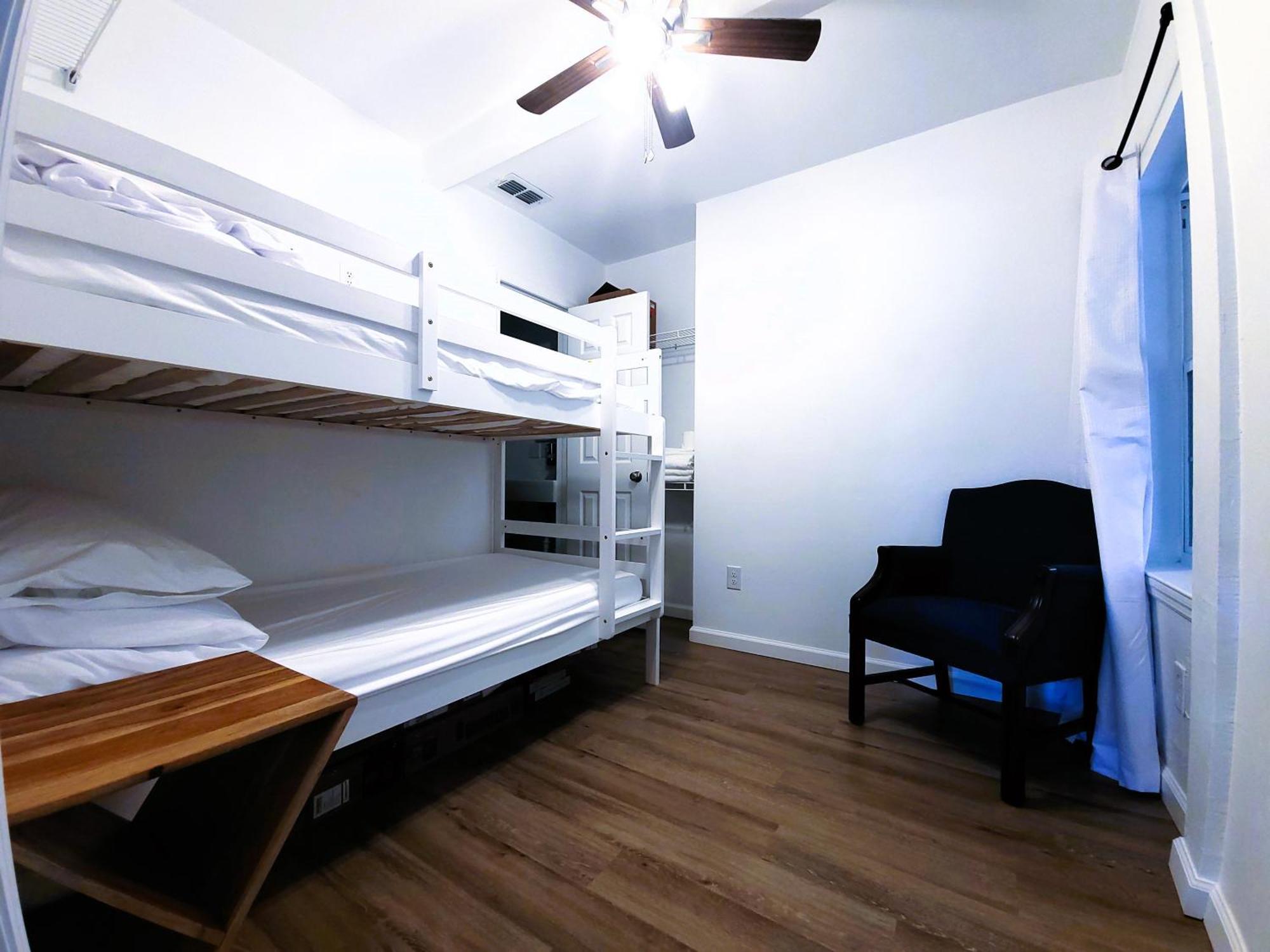 One Room In A Renovated Duplex House Near Fsu Tallahassee Luaran gambar